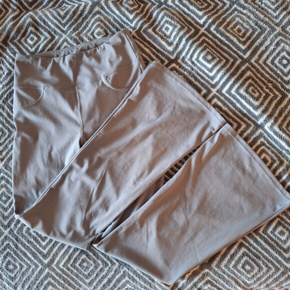 High-waisted yoga leggings with pockets, size M, Gray - Picture 9 of 9
